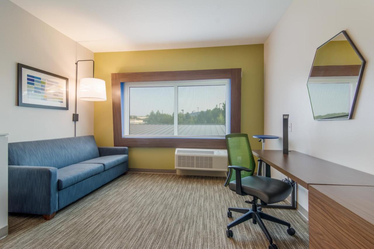 Holiday Inn Express & Suites - Asheboro By Ihg Exterior foto